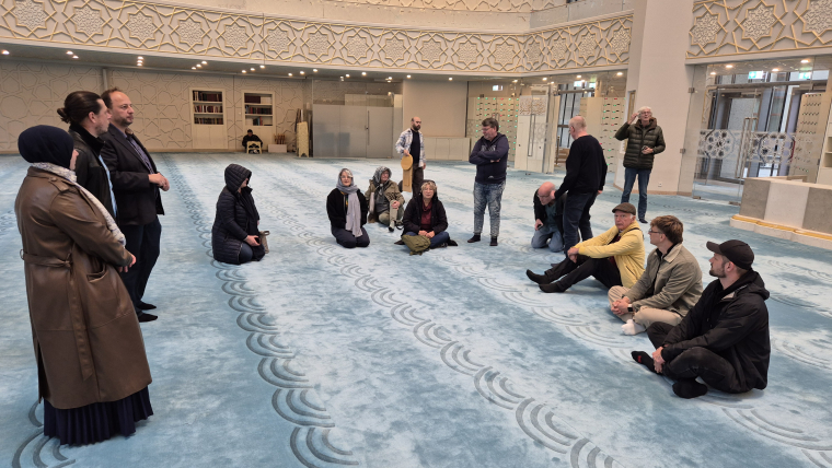 Lichterlebnistage Köln 2025: Lichtführung in der Zentralmoschee