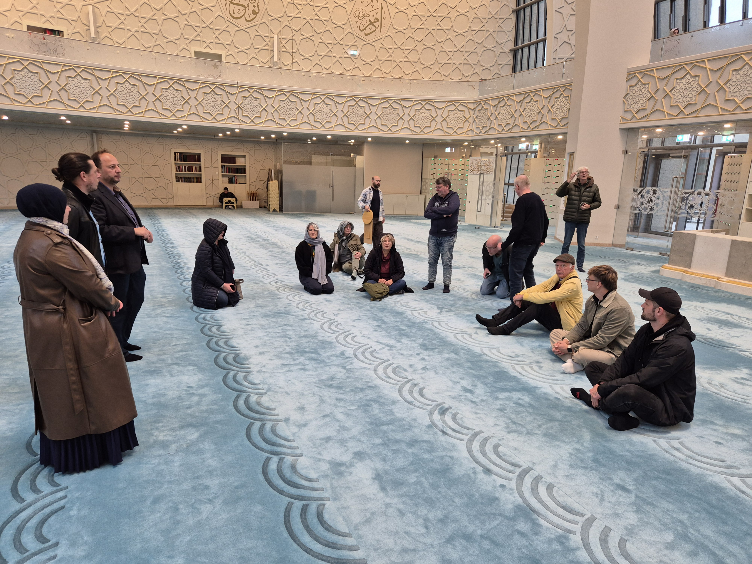 Lichterlebnistage Köln 2025: Lichtführung in der Zentralmoschee