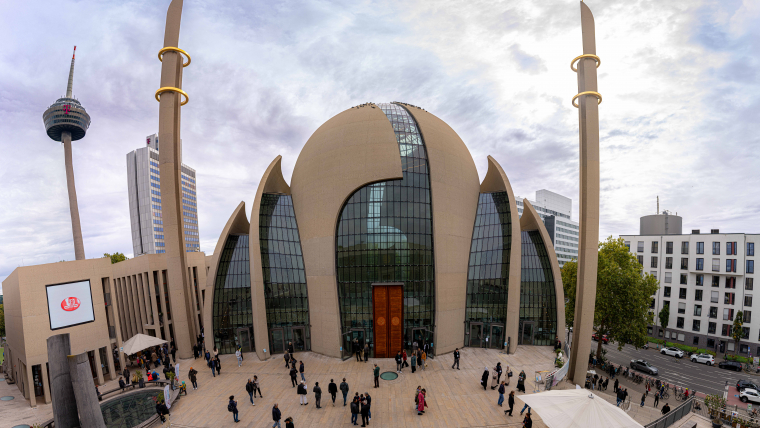 Erfolgreicher Tag der offenen Moschee in der Kölner Zentralmoschee