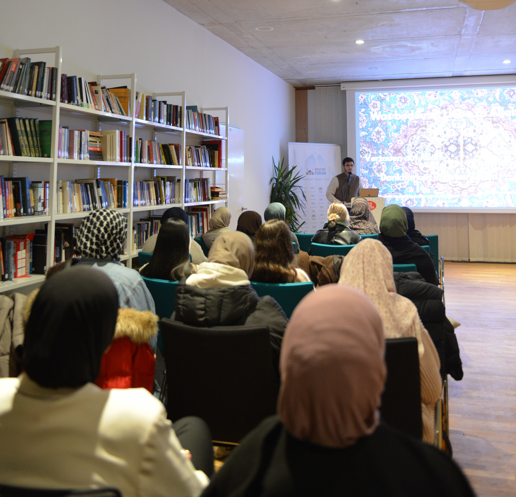 Nächstenliebe leben: Liebe zu Allah und Liebe zum Mitmenschen – Gemeinschaftsabend mit Furkan Yücel